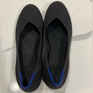 Rothy’s 6.5  Black Flat with Honeycomb or Waffle design